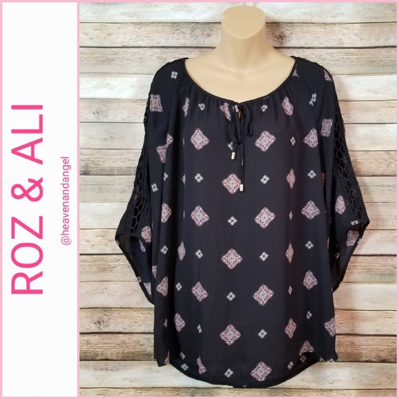 Roz & Ali Tops - Roz & Ali Medallion Embroidered Sleeve Top